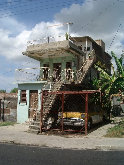 Santiago de Cuba - carro peligroso